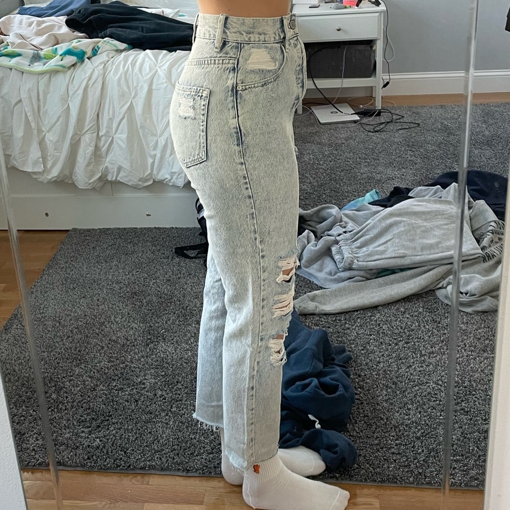 BRAND NEW PACSUN ripped high waisted wide leg mom jeans faded light wash